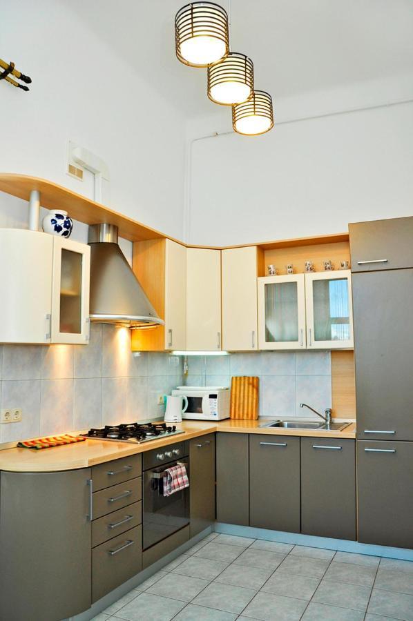 Central Area Apartments Kyiv Exterior foto